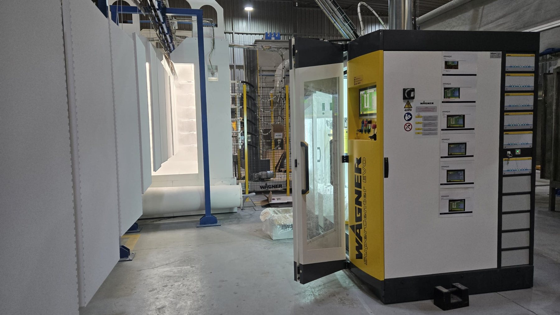 Línea de pintura en polvo con cabina automática y central de polvo